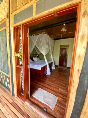 Enshama Game Lodge and Campsite